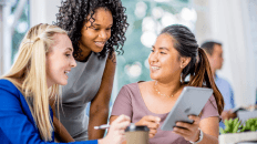 teacher–paraeducators working together